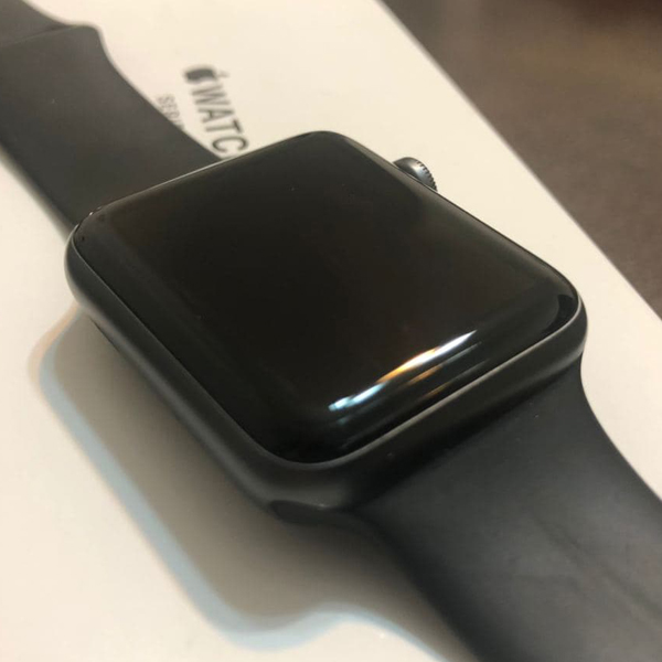 تصاویر دست دوم اپل واچ سری 3 بدنه خاکستری و بند مشکی 42 میلیمتر، تصاویر Used Apple Watch Series 3 Black 42 mm
